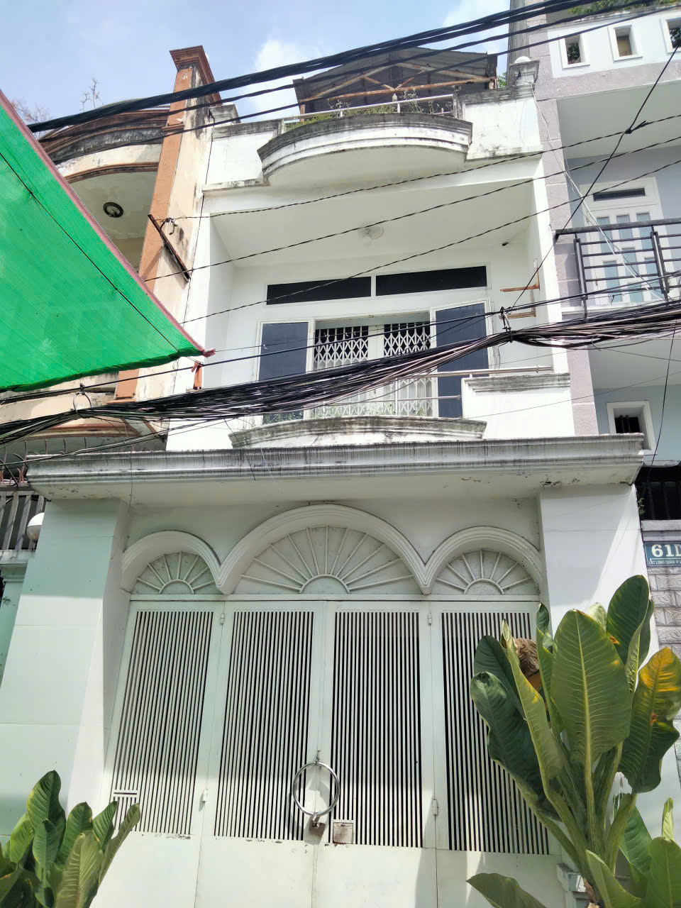 Hẻm xe tải  𝙇Ạ𝘾 𝙇𝙊𝙉𝙂 𝙌𝙐Â𝙉 , khu phân lô . - Ảnh chính